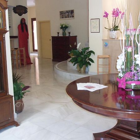 Efplias Hotel Apartments Pireus Exteriér fotografie