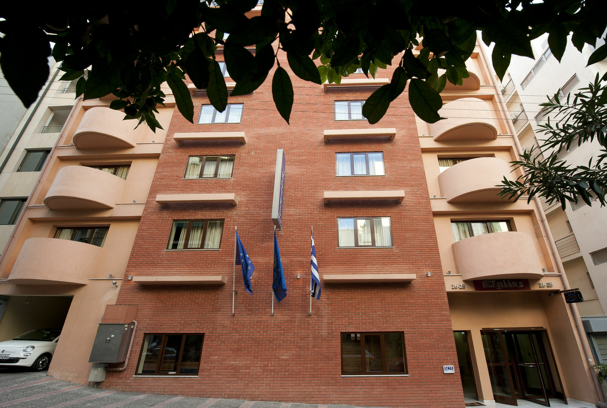 Efplias Hotel Apartments Pireus Exteriér fotografie
