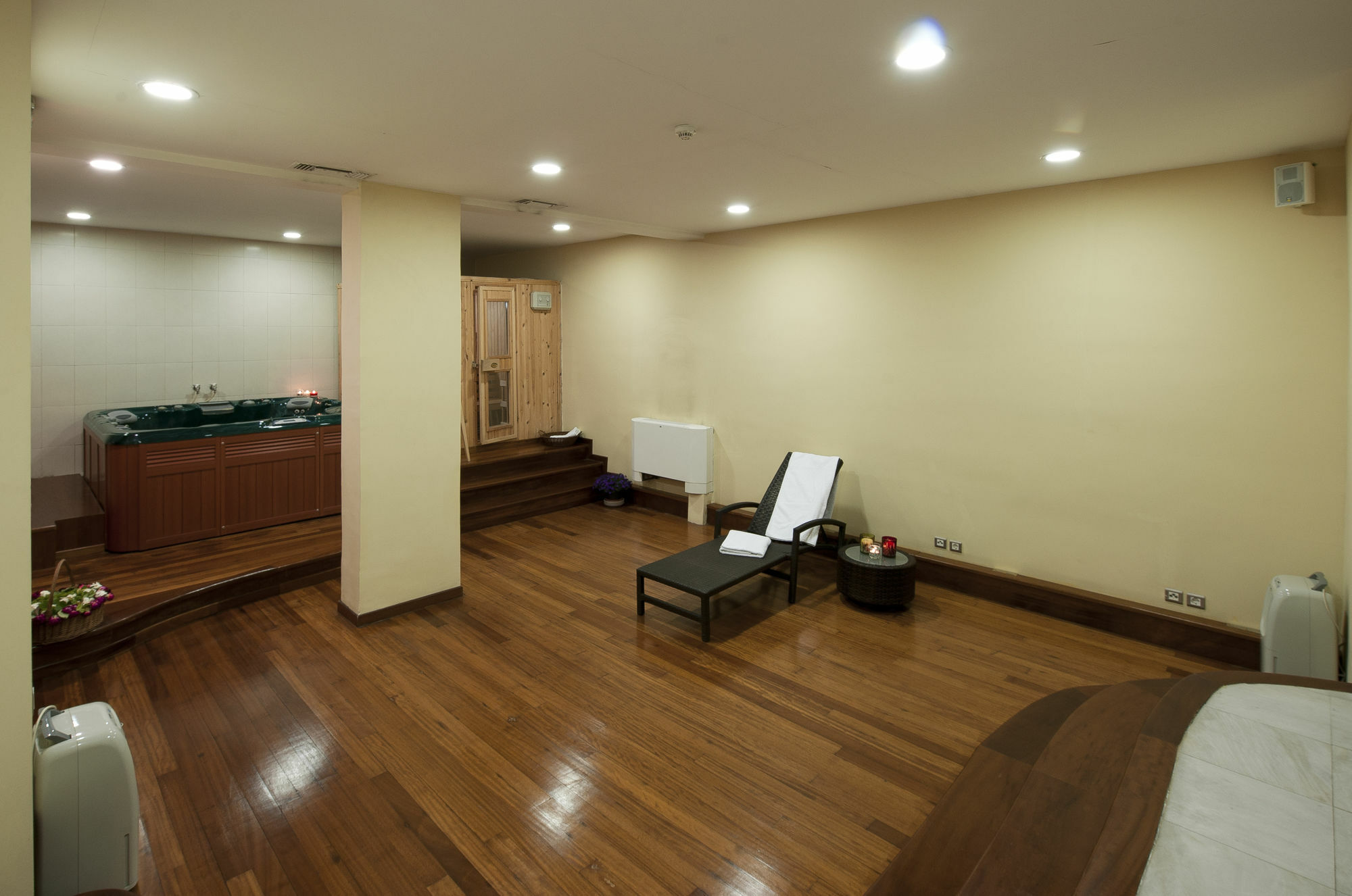 Efplias Hotel Apartments Pireus Exteriér fotografie